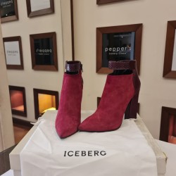 red suede and leather ankle boots Size 40