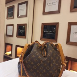 LOUIS VUITTON NOE BUCKET BAG
