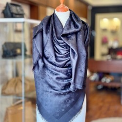 louis vutton black fringed shawl in black