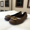 Flat shoes