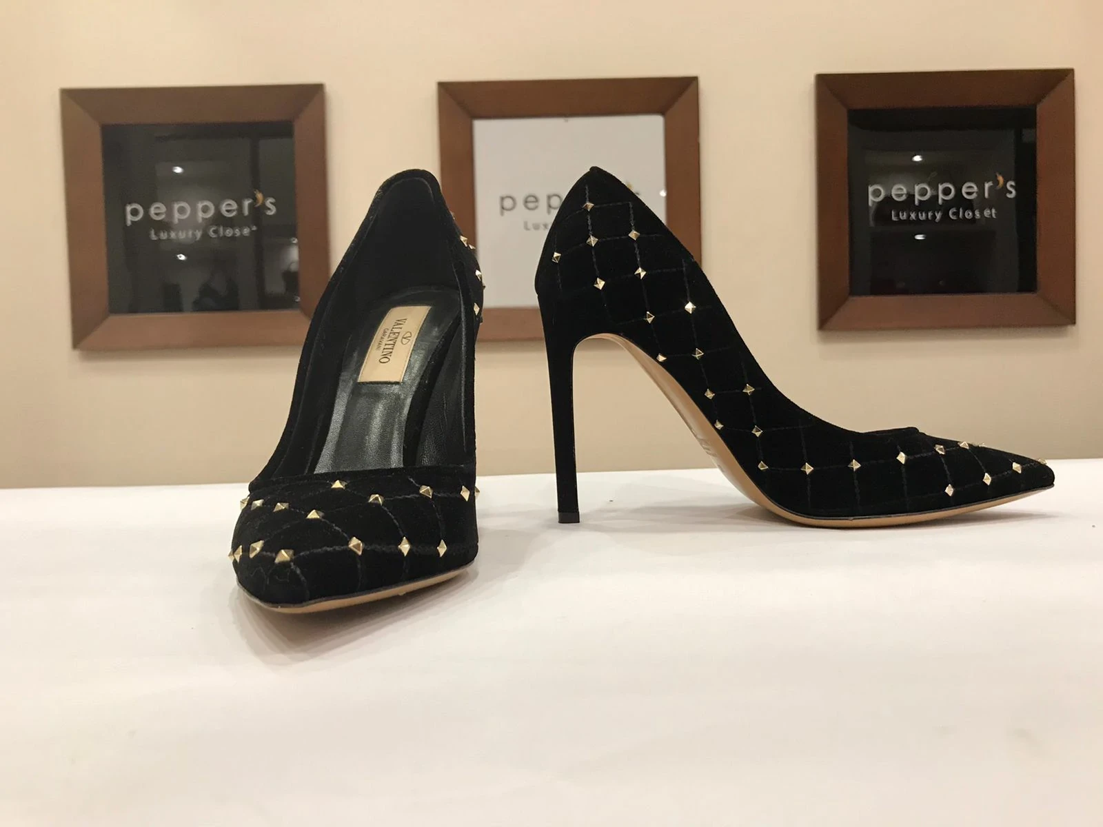 HEELS 37