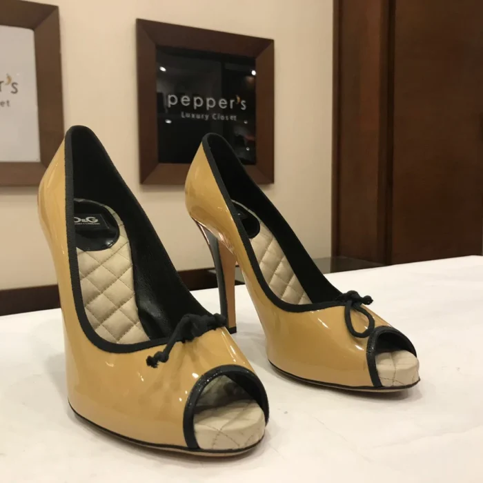 HEELS 39