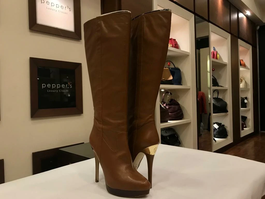 HEELS 39