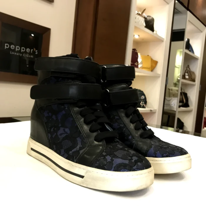 HEELS 39