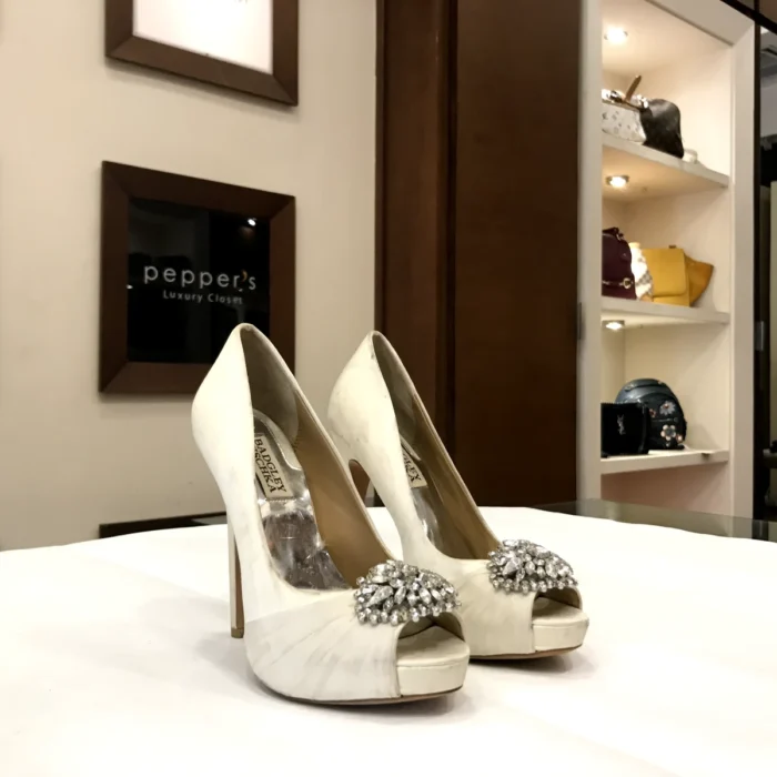 HEELS 35.5