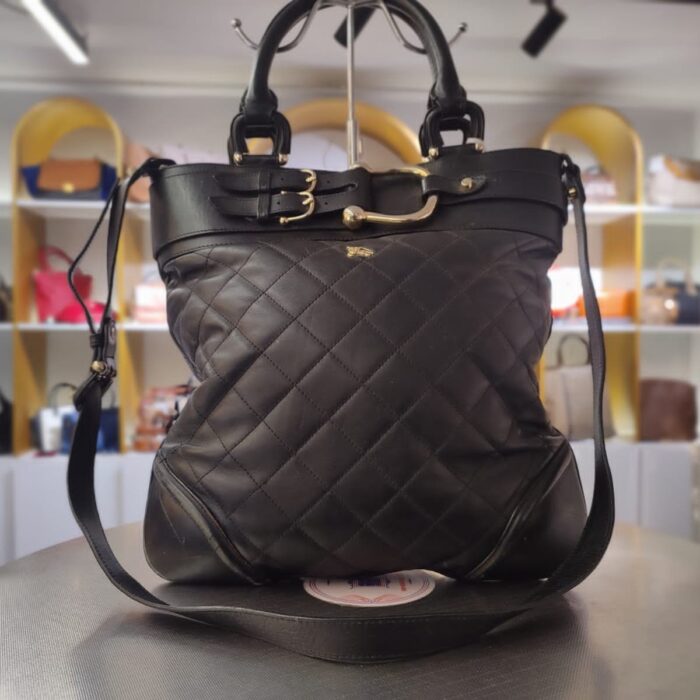 BLACK LEATHER QUILTED TOTE SHOULDER BAG