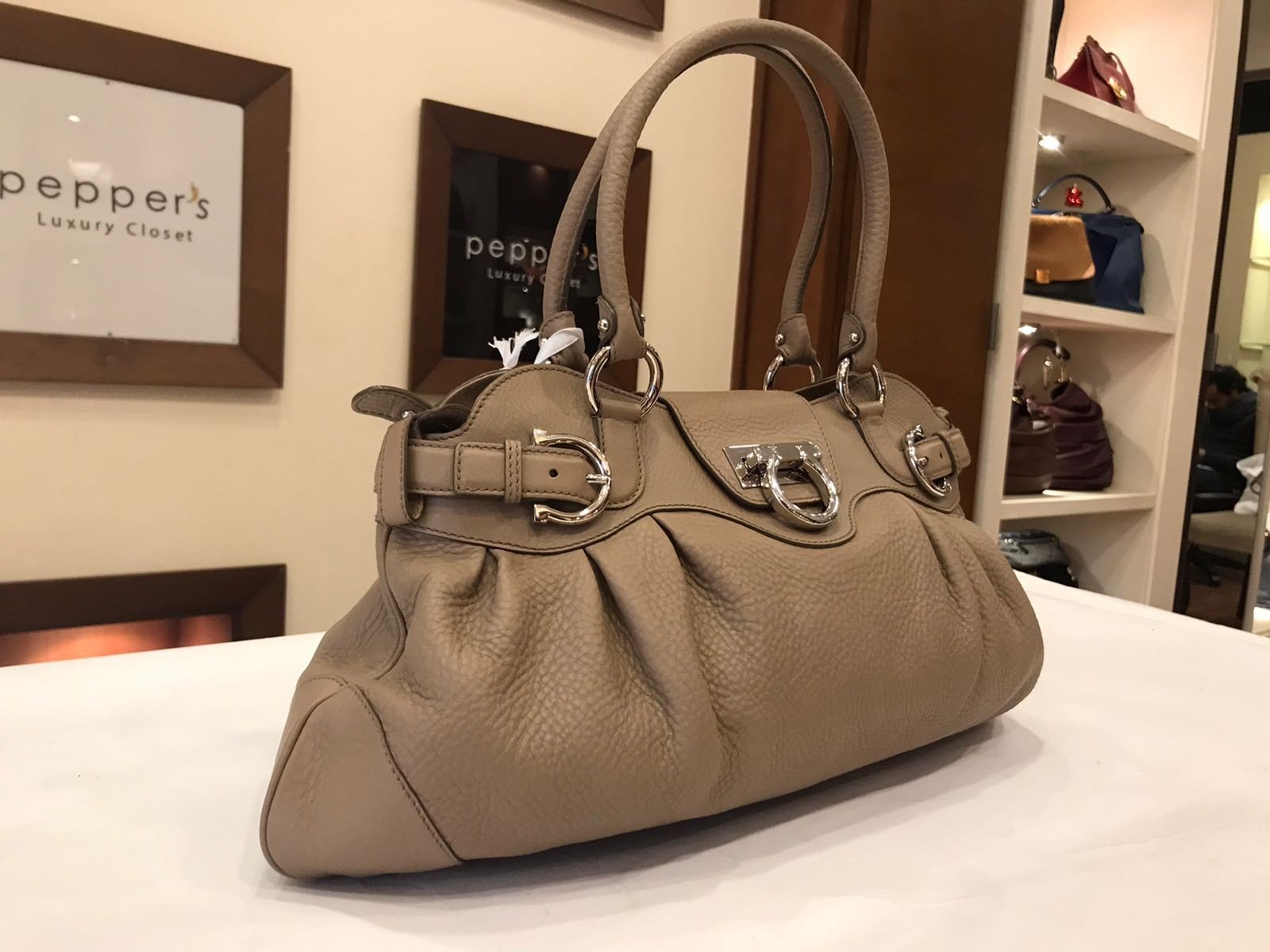 BEIGE MARISA LEATHER SHOULDER BAG
