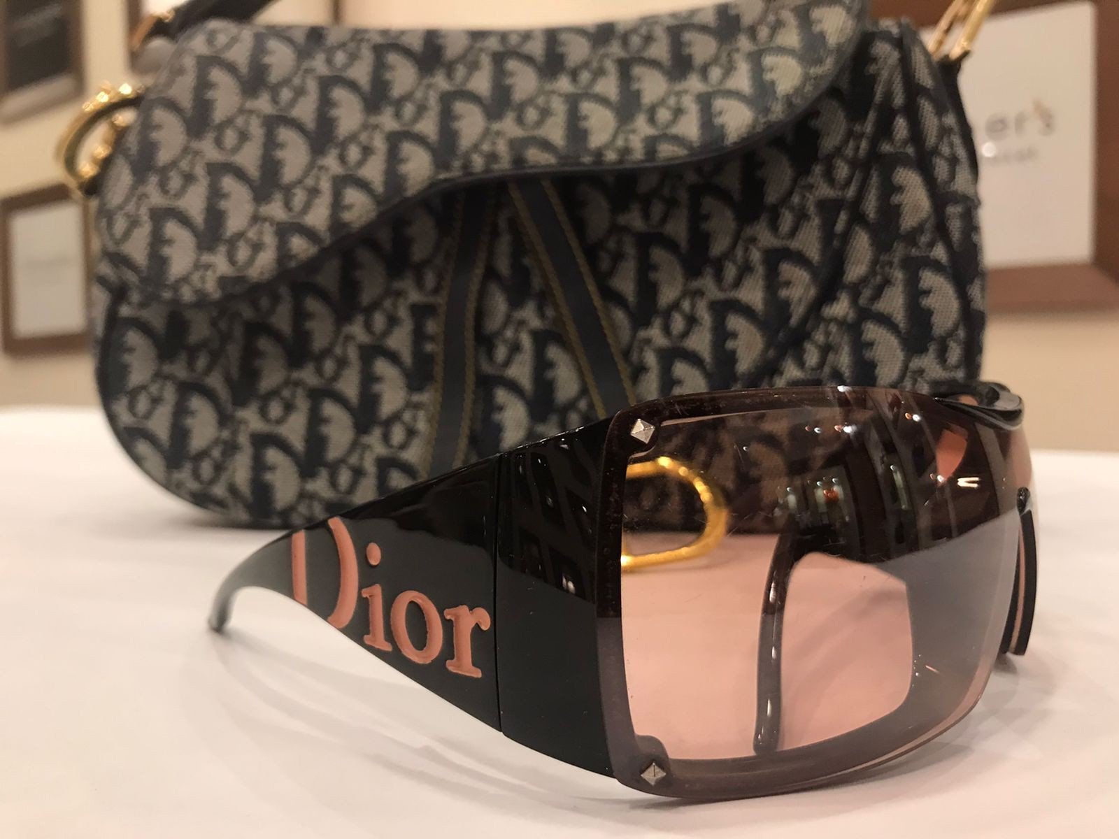 BROWN LARGE SUNGLASSES