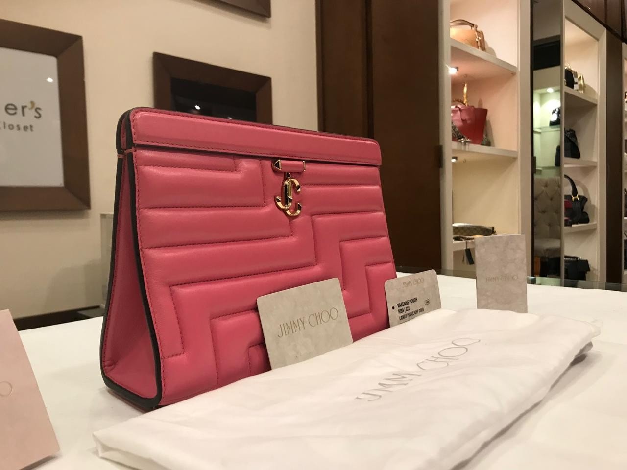 AVENUE QUILTED POUCH