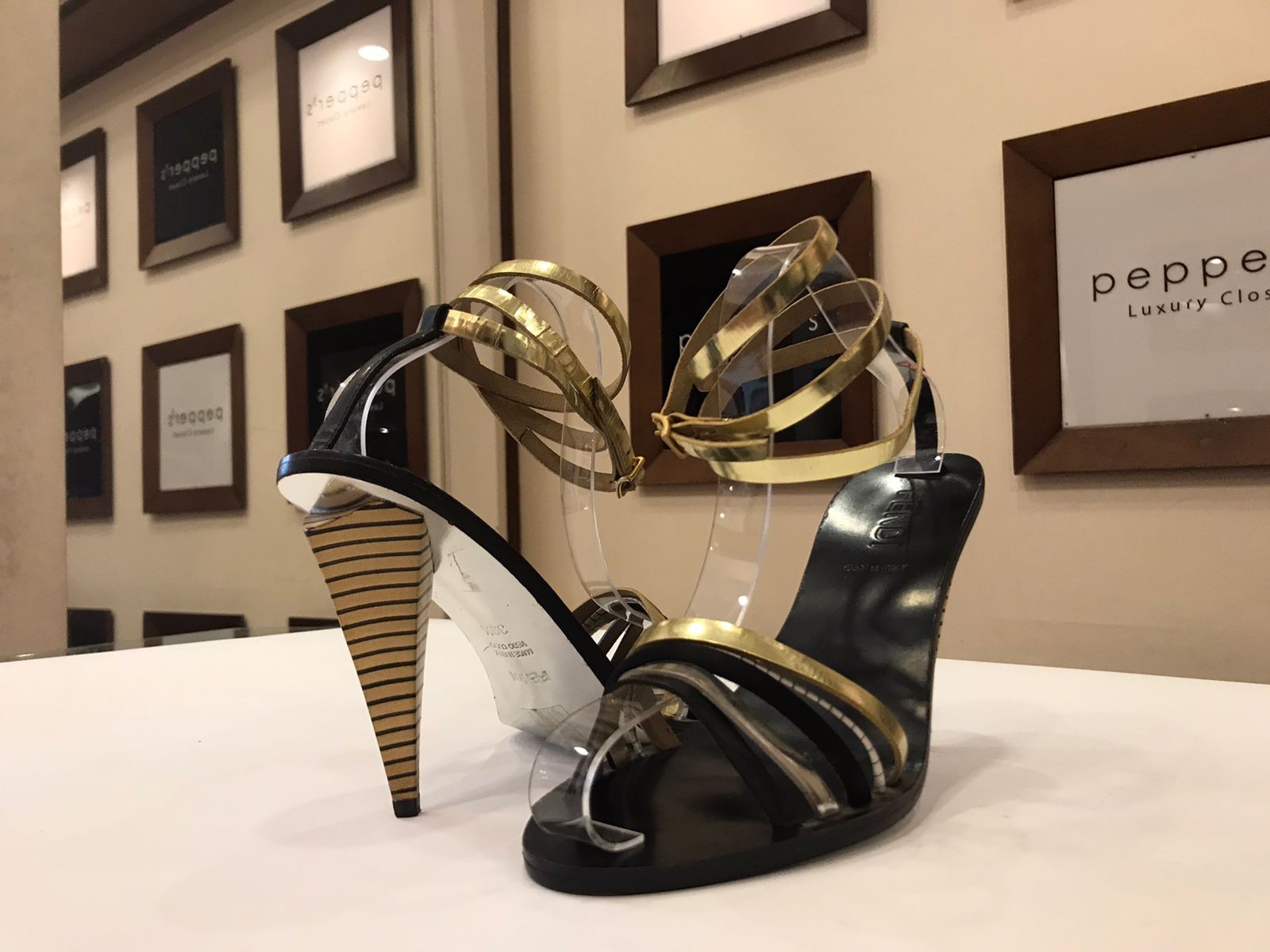 Straps Slingback Sandals (Size 39.5)