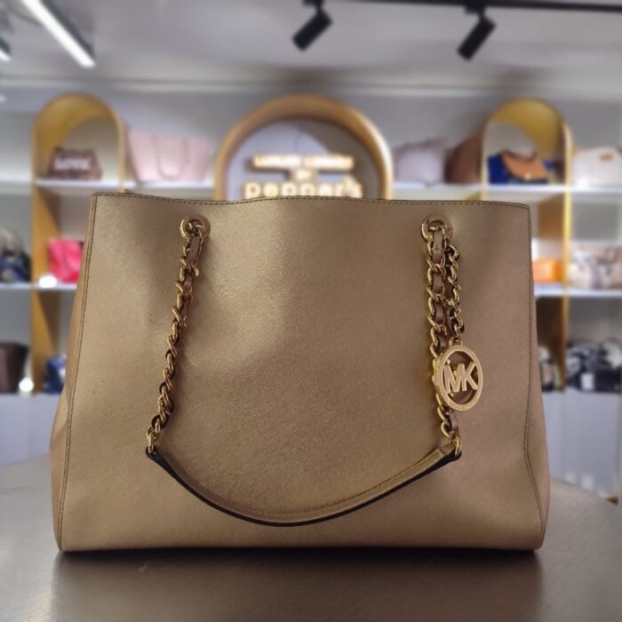 leather shoulder bag