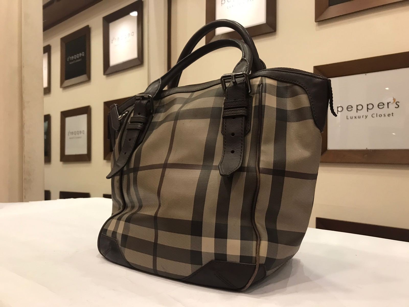 shoulder bag