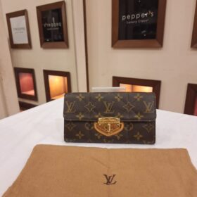 Louis Vuitton Monogram Etoile Sarah Wallet